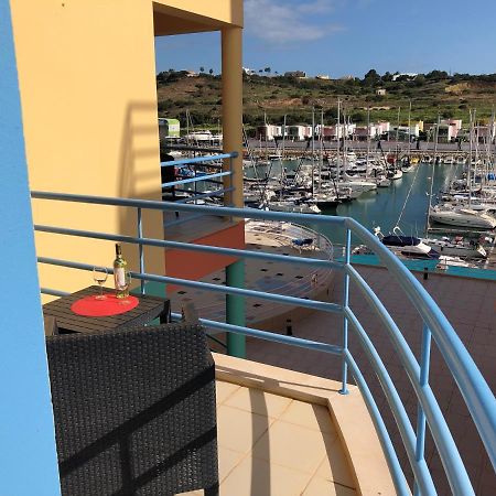 Marina View Apartment Albufeira Luaran gambar